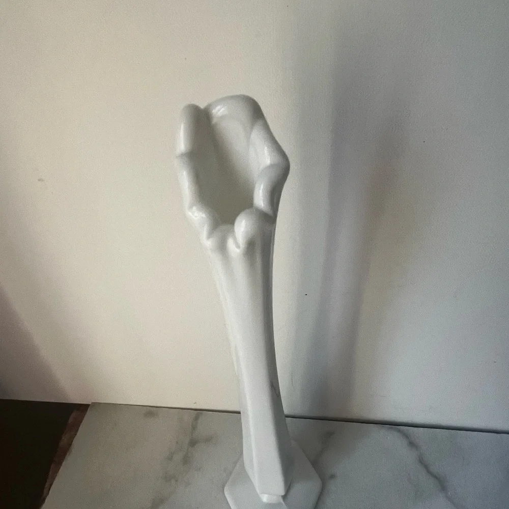 Vintage Westmoreland Milk Glass Swang Bud Vase 11.5”..